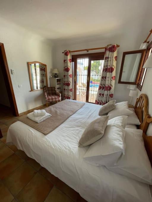 Villa In Moraira - El Faro Exteriör bild