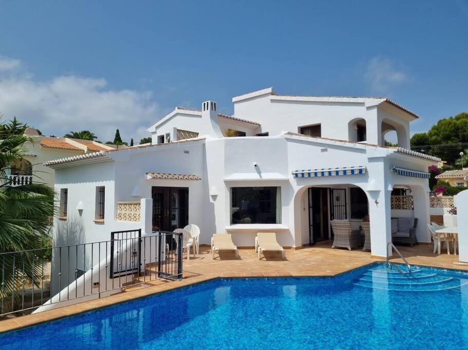 Villa In Moraira - El Faro Exteriör bild